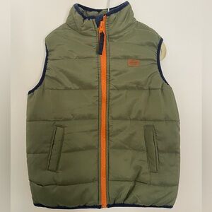 Boys green weatherproof vintage puffer vest size 6